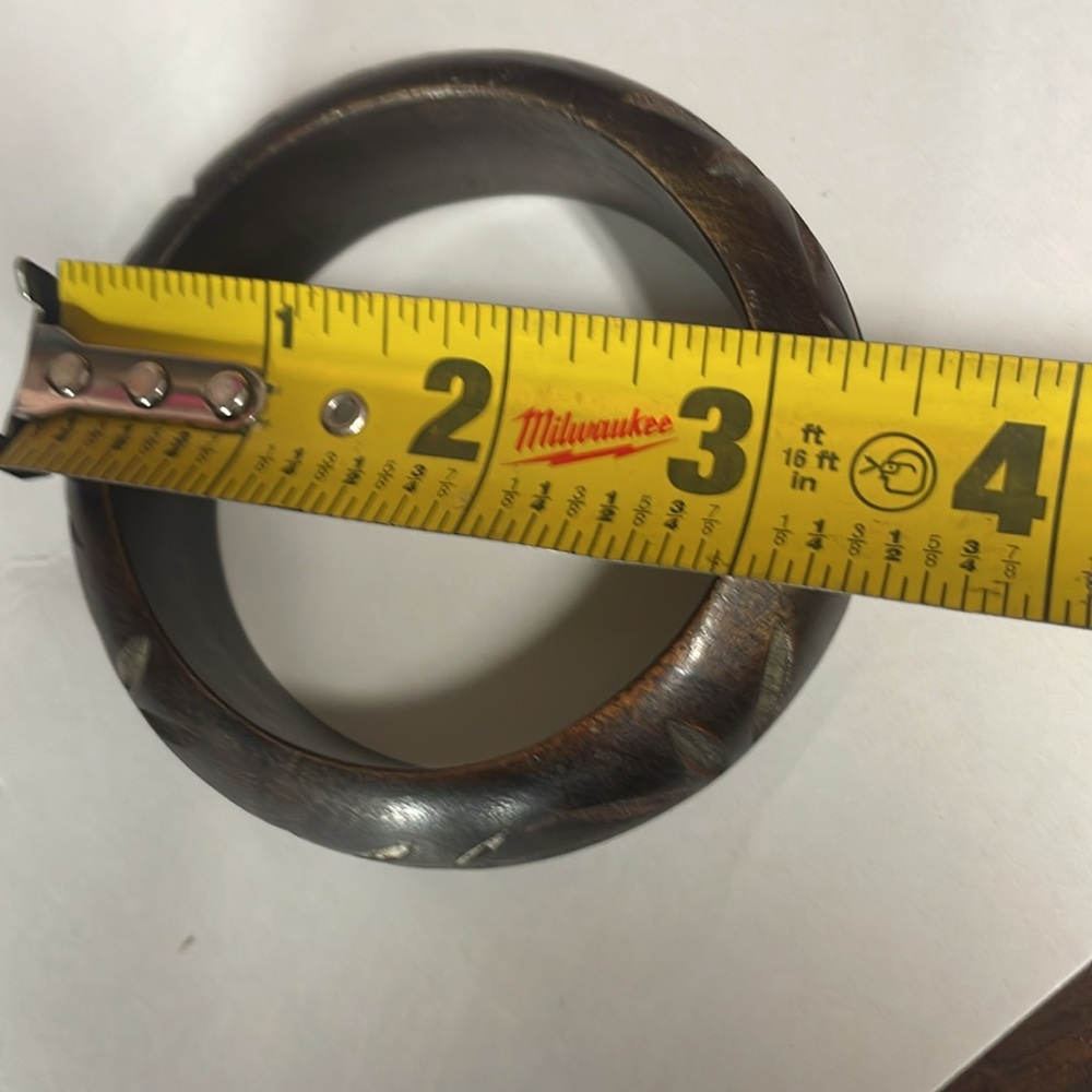 Carved Resin Bangle Bracelet Dark Chocolate Brown Chunky Costume Jewelry - Picture 4 of 5
